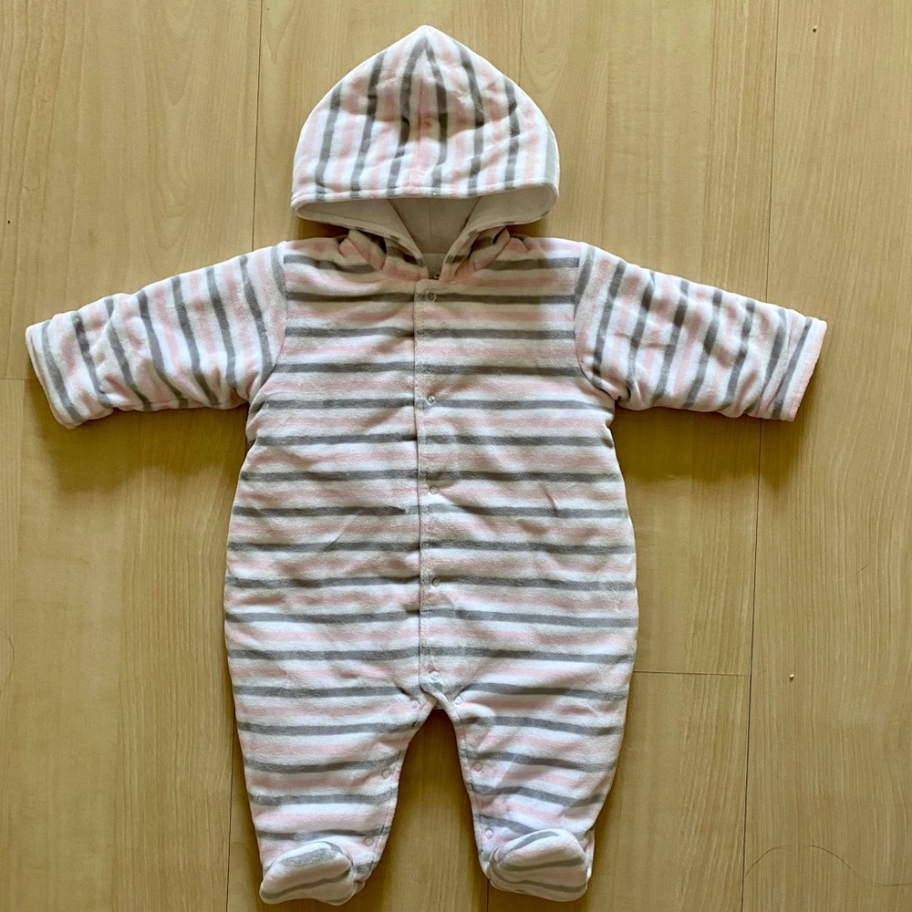 Kissy Kissy Velour Footie Bunting